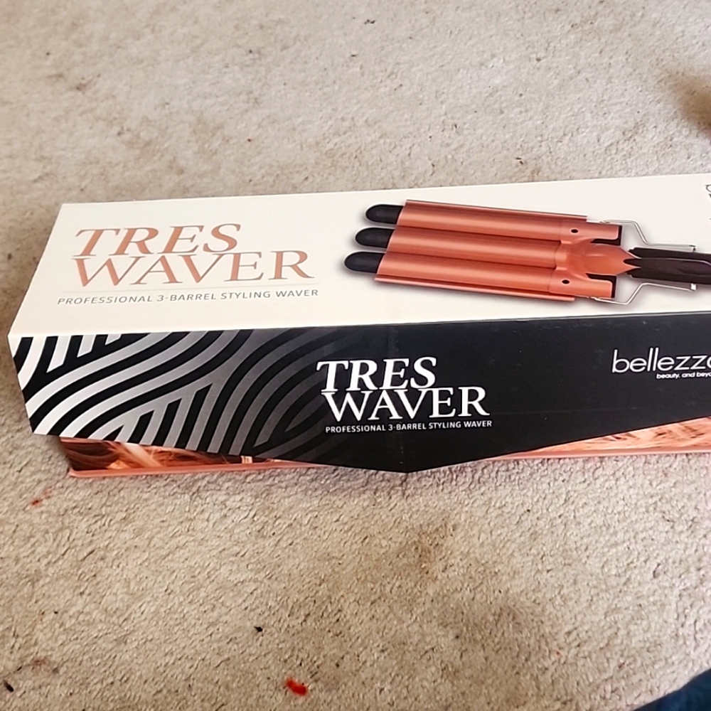bellezza tress waver professional 3 barrel styling waver brand new in box